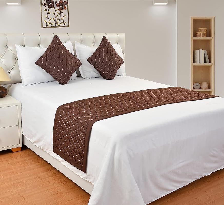 200 TC Quilted Velvet Double Bed Runner Scarf with 2 Matching Cushion Covers/Slipcovers| Luxurious Decorative Bed Linen Set| Perfect for Bedroom, Hotel or Guest Rooms Bedding (Brown)