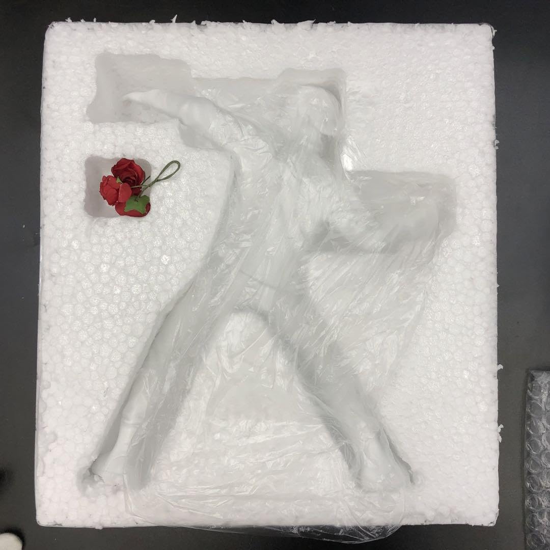 「バンクシー/花を捨てる少年　フィギュア ホワイト」 Amazon.co.jp: バンクシー アート Banksy art フィギュア 花束を