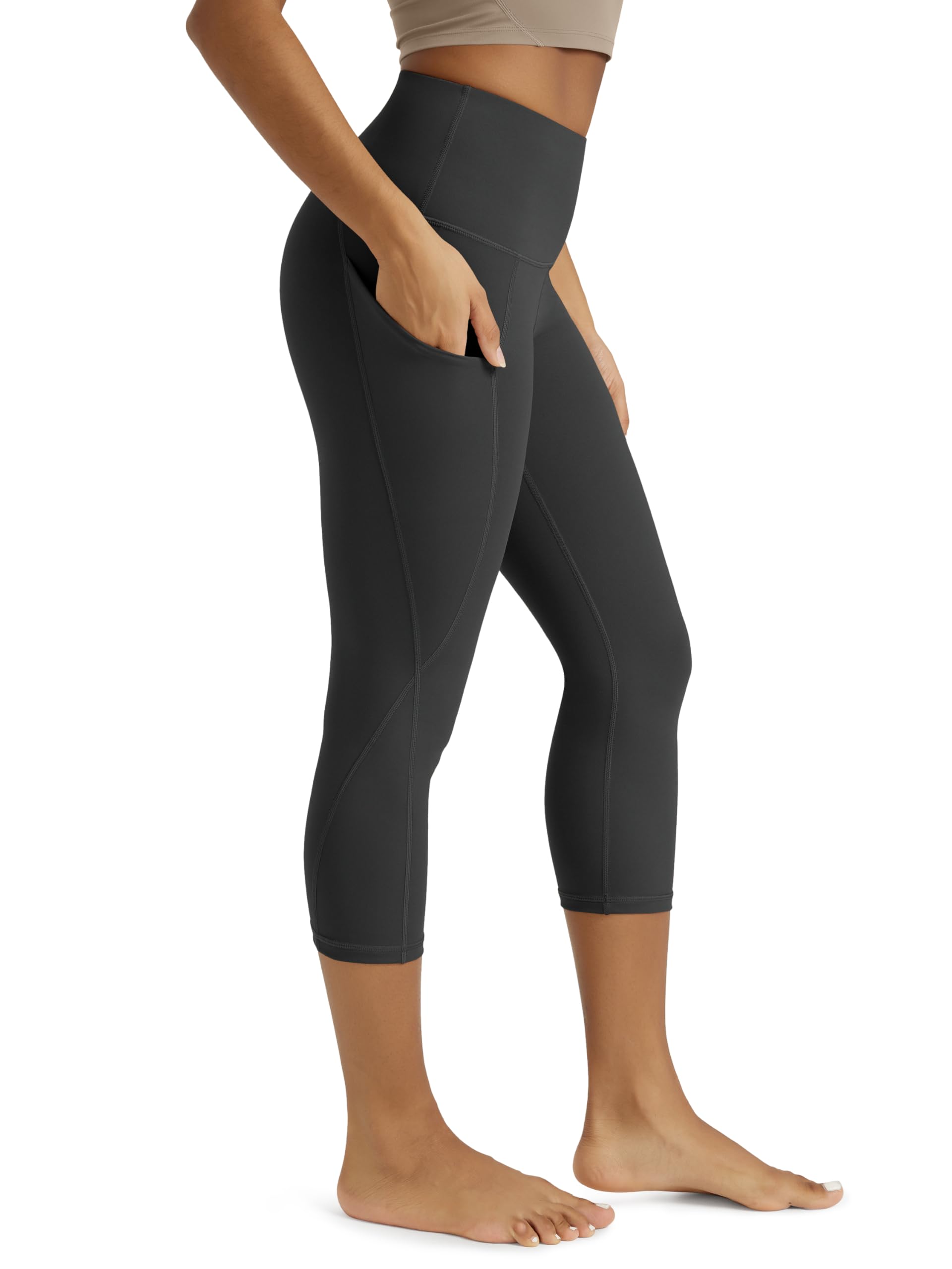 ODODOS Women's High Waisted Yoga Capris with Pockets, Tummy Control Non See Through Workout Athletic Running Capri Leggings