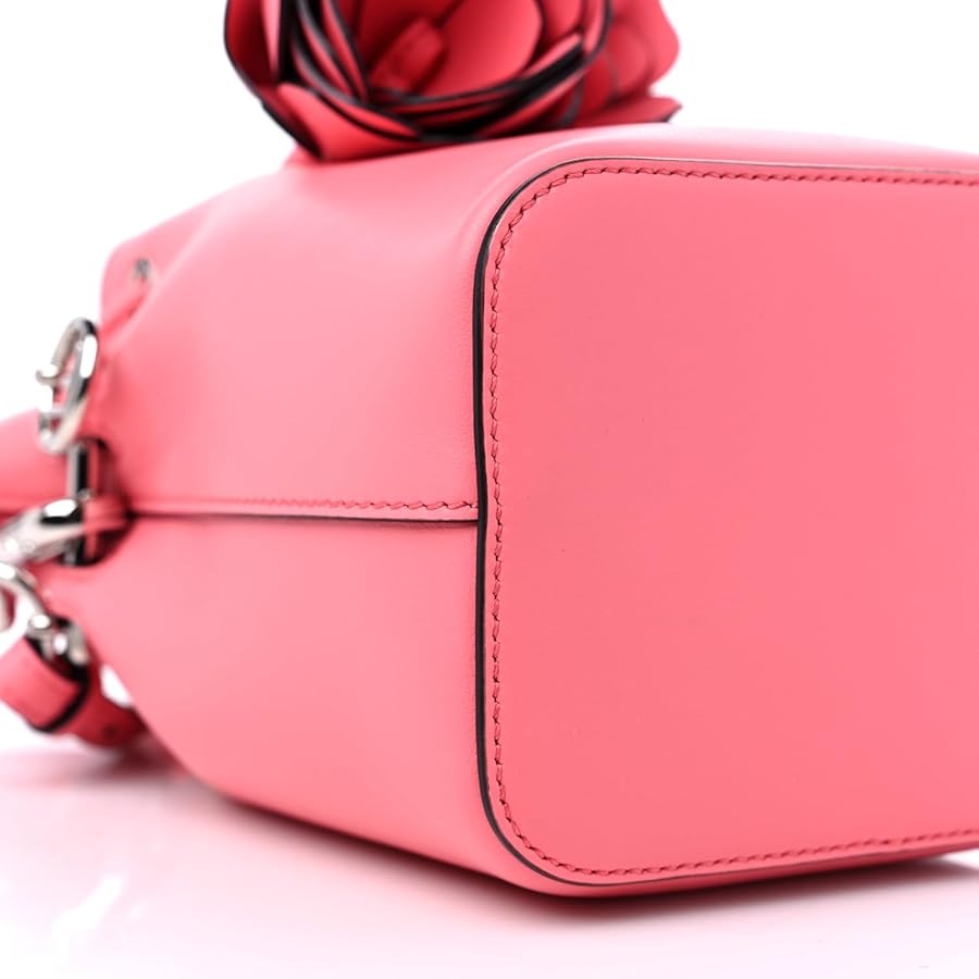 FENDI MON TRESOR ベージュ ピンク 22春夏新作 FENDI MON TRESOR ベージュ ピンク 22春夏新作