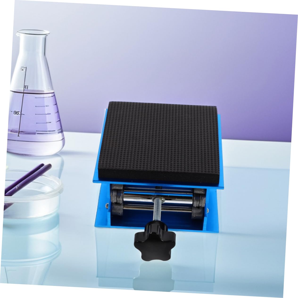 Amosfun Elevador de Mesa de Laboratorio con Soporte de Gato de Aluminio Antideslizante, Plataforma Ajustable 15x15cm y Diseño Versátil para Experimentos y Equipos Científicos