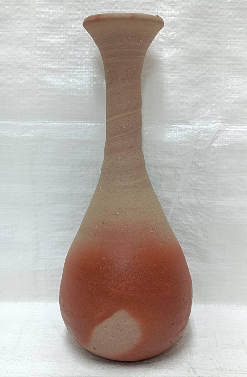 Amazon.co.jp: 備前焼 王子窯 緋襷 鶴首花瓶一輪挿し 品 : ホビー