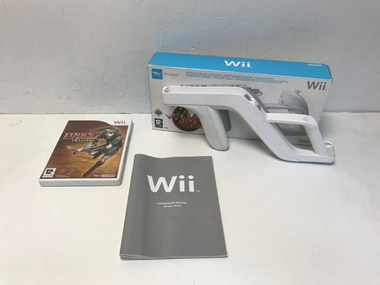 Wii Zapper With Link's Crossbow Training Amazon.ca Video Games