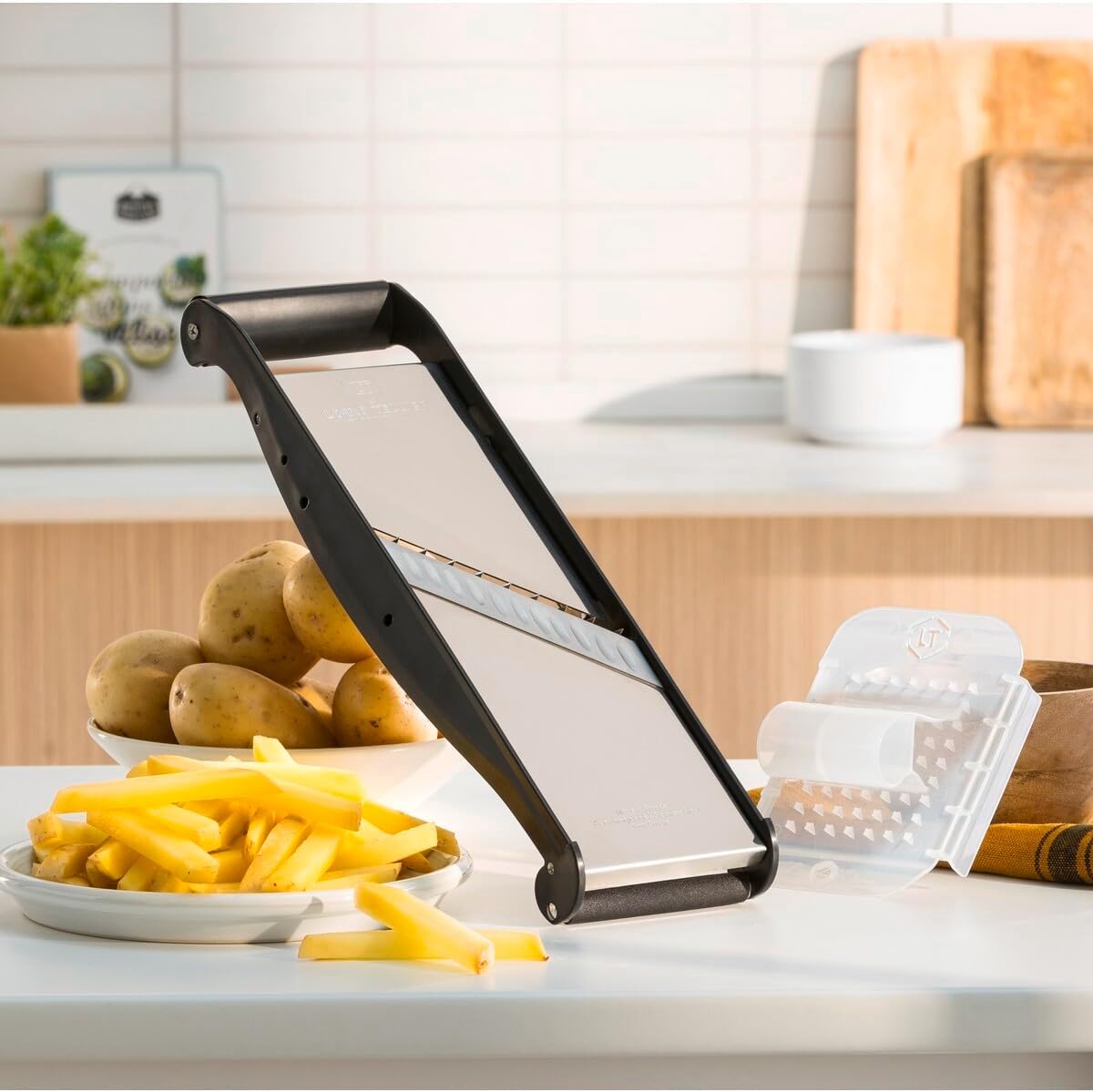LOUIS TELLIER | Profi-Gemüsehobel aus Edelstahl Compact-Pro Basalt mit Ergonomischem Schieber | Obst- und Gemüseschneider und Frites und Juliennes | Dicke verstellbar | Made in France