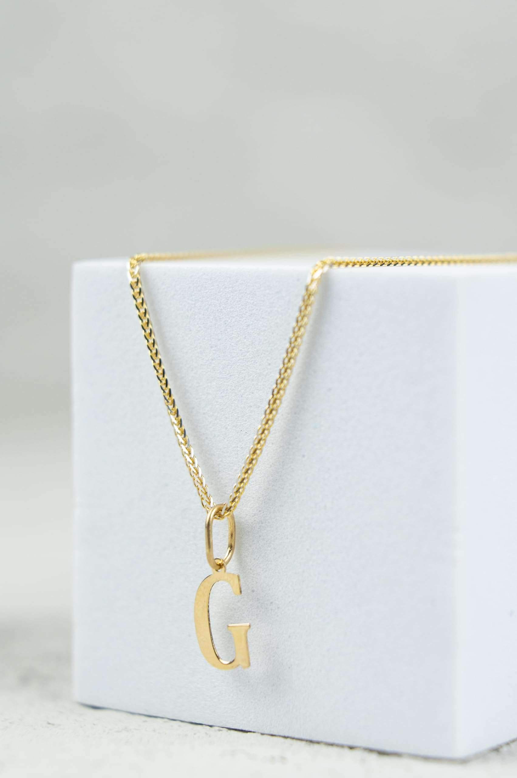 Rodium – Buchstabenanhänger G aus 585er Gelbgold – 14-Karat-Initialen-Anhänger für Halskette oder Armband – Geschenk für Frauen – hergestellt in Italien