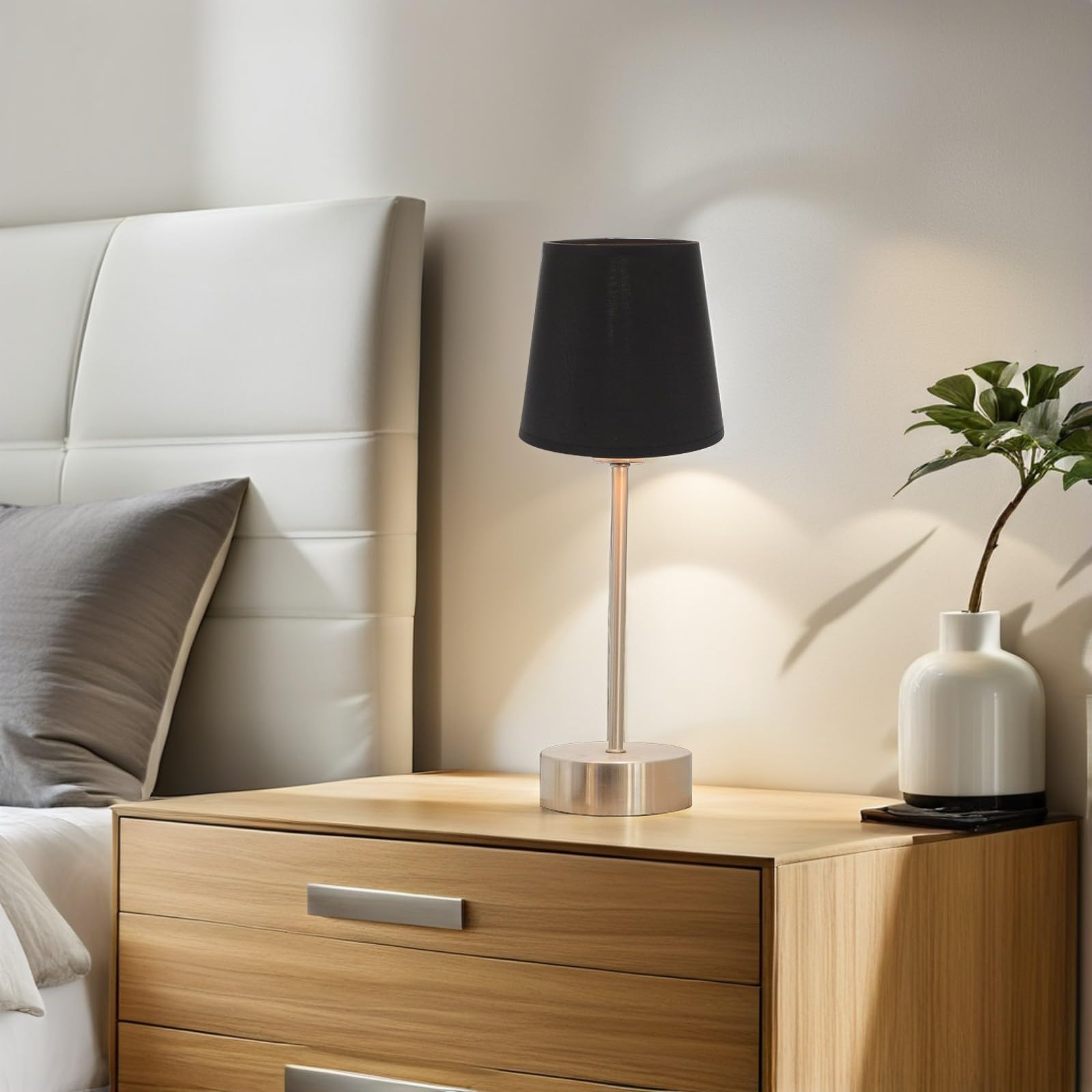 POPETPOP 6 Szt. Szt Czarne Metalowe Klosze Do Lamp z Złotym Wnętrzem Industrialne Osłony Biurkowe i Wiszące Minimalistyczne Dekoracje Do Salonu i Sypialni Łatwy Montaż
