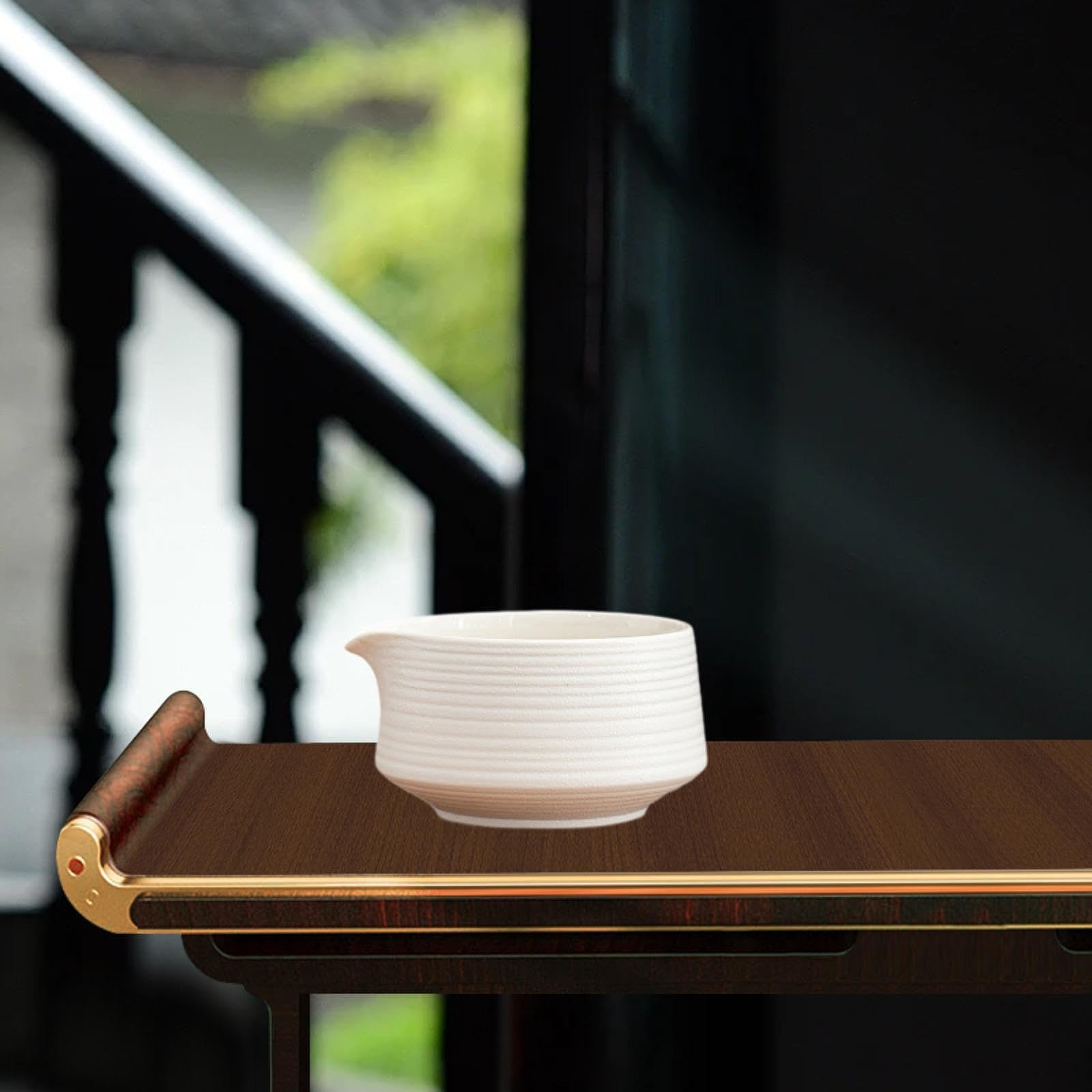Colcolo Matcha Bowl aus Keramik, Matcha-Schüssel mit Ausguss Handgefertigt 560 ml, Traditionelle Japanische Keramik-Matcha-Schale für Teestoom Kitchen Matcha Latte Familienfreund, Weiß