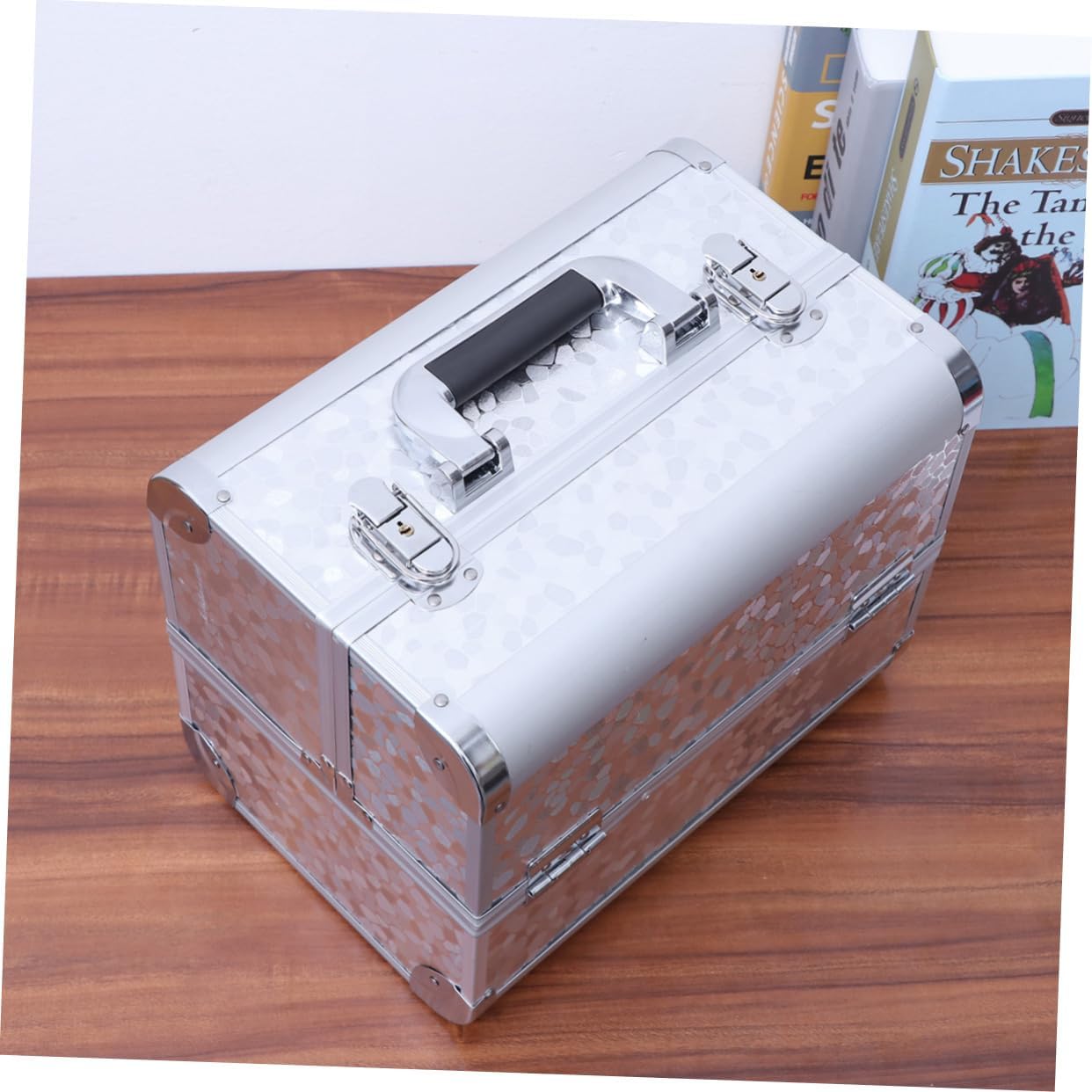 Nail Art Storage Case Comestic Organizer Case Cosmetic Case Storage Box Foshan Travel Manicure, Silver, medium