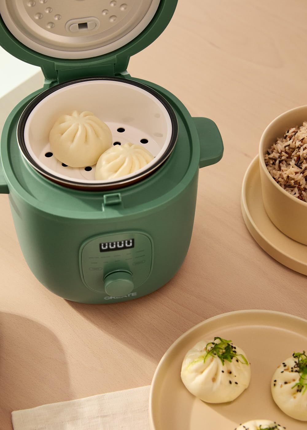 CREATE/RICE COOKER/Multifunktioneller Elektrischer Reiskocher 1.2L Salbeigrün/Programmierbar bis zu 24h, mit Dämpfeinsatz, bereitet Kuchen, Aufläufe oder Suppen zu, Warmhaltefunktion, 300W