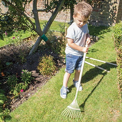Bigjigs Toys Kids Long Handled Leaf Rake with Wooden Handle - Rake for Leaves, Quality Kids Gardening Tools & Childrens Gardening Sets, Outdoor & Garden Toys