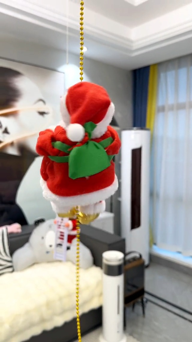 Amazon.com: Climbing Santa, Electric Santa Climbing Ladder