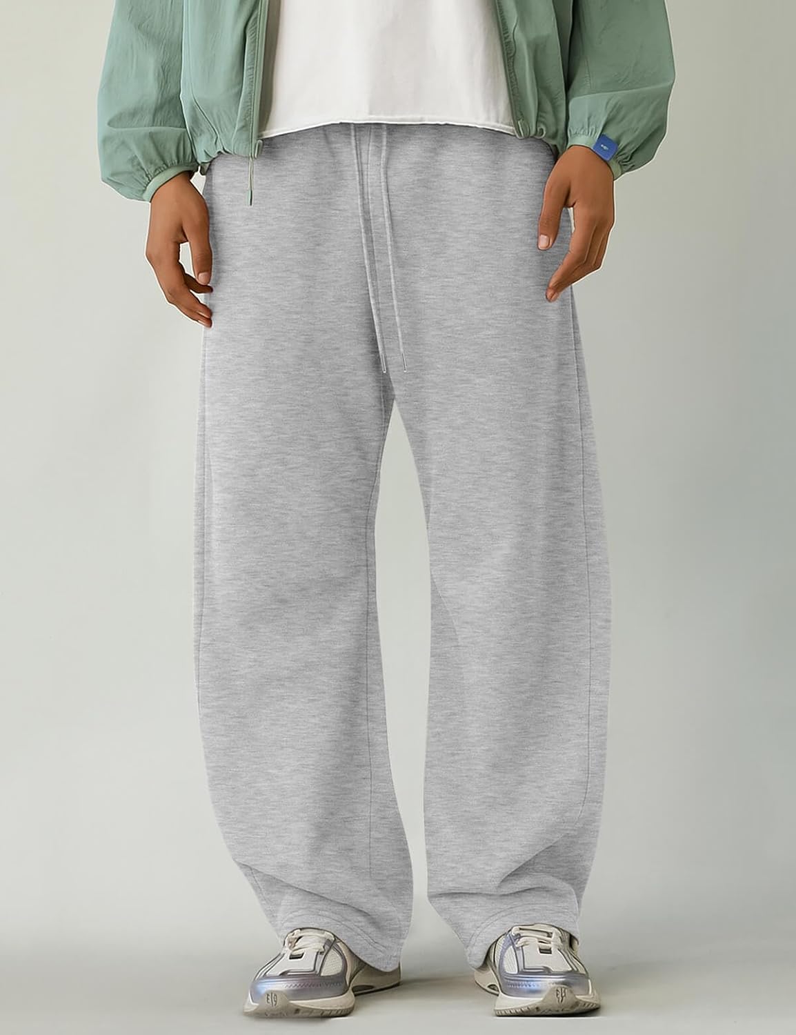 HeSaYep Men's Fleece Baggy Sweatpants Wide Leg Barrel Sweat Pants Lounge Athletic Gym Pants with Pockets - Image 3