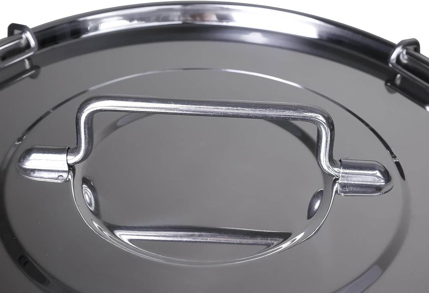 25L 304 Stainless Steel Rice Bucket, Airtight Grain Storage Container with 3 Buckle Sealing Lid, Large Opening Food Dispenser for Rice Flour Cereal Beans Home Kitchen