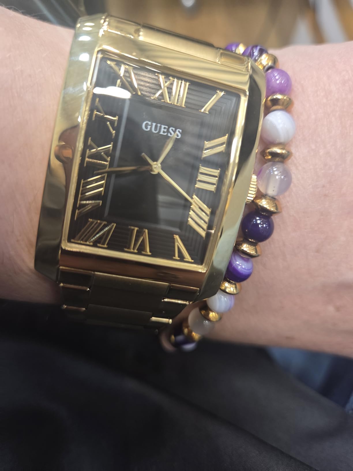 Relógio Guess preto retangular pulso unissex