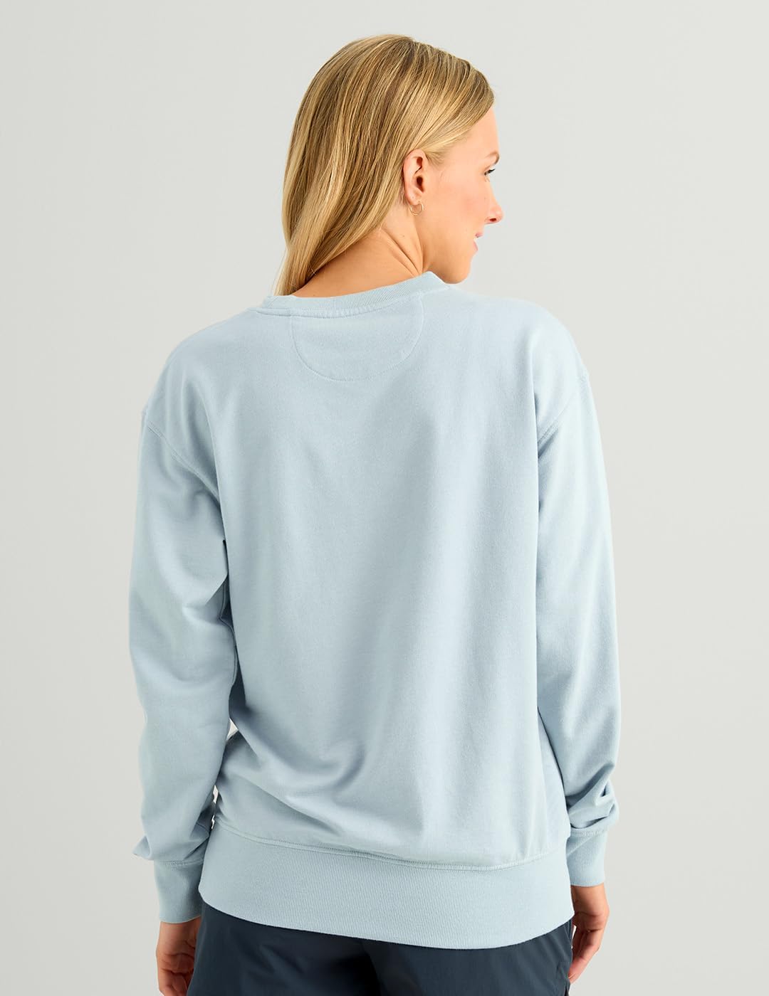 HUK womens Edisto Terry Crew, Lightweight Terry Cloth Sweatshirt, Soft Casual Coastal Pullover for Women