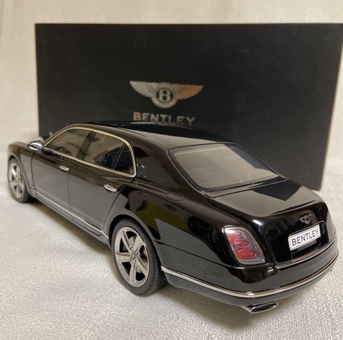 京商 ／KYOSHO ： 1/18 ベントレー ミュルザンヌ スピード ／BENTLEY