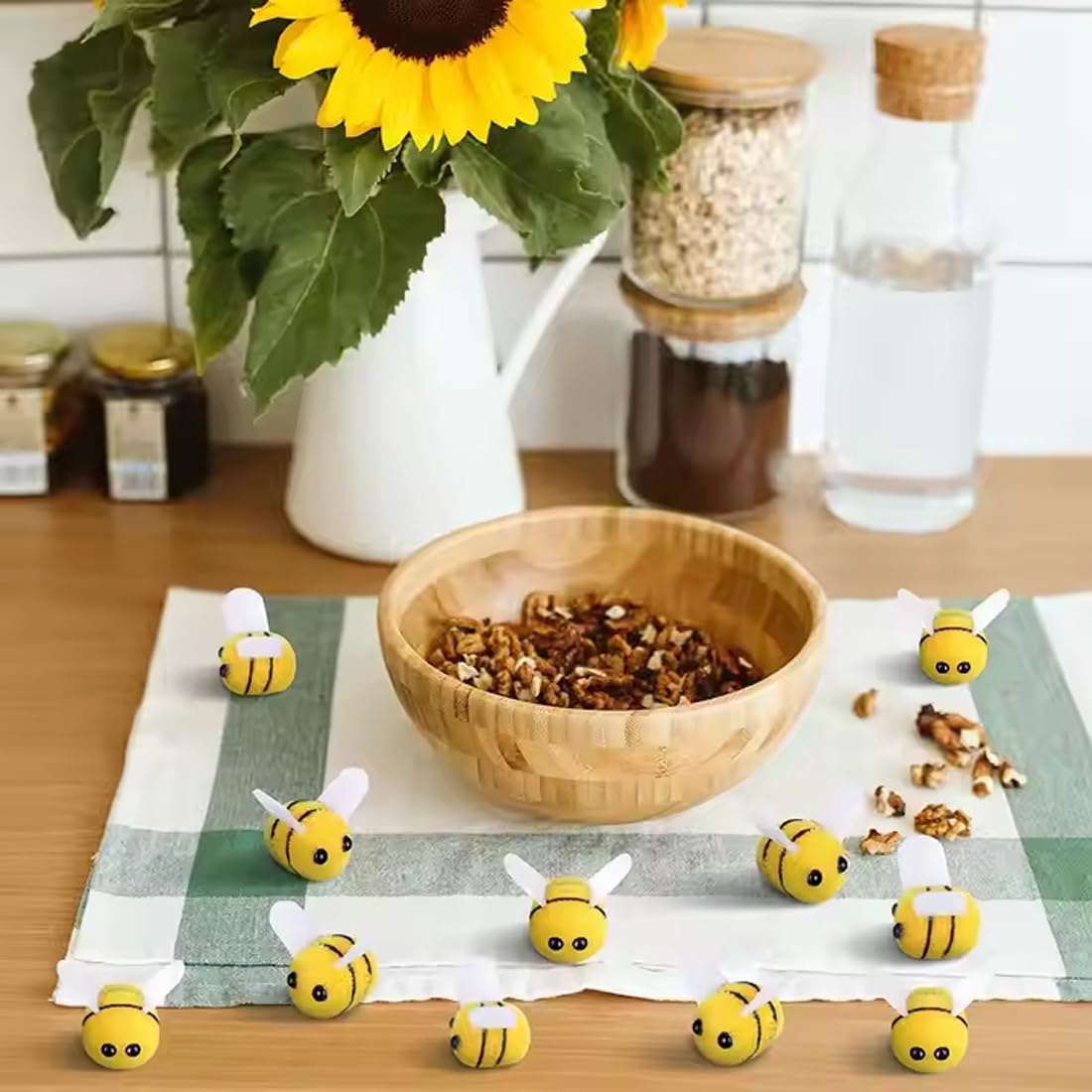 20 Piezas Mini Abeja de Fieltro de Lana de Abeja 20 mm Ideal para Manualidades, Fiestas y Decoración del Hogar