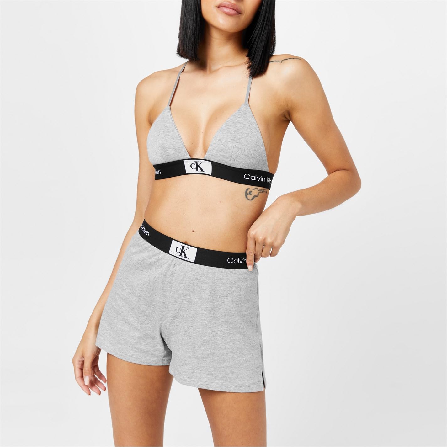 Calvin Klein Shorts para Mujer