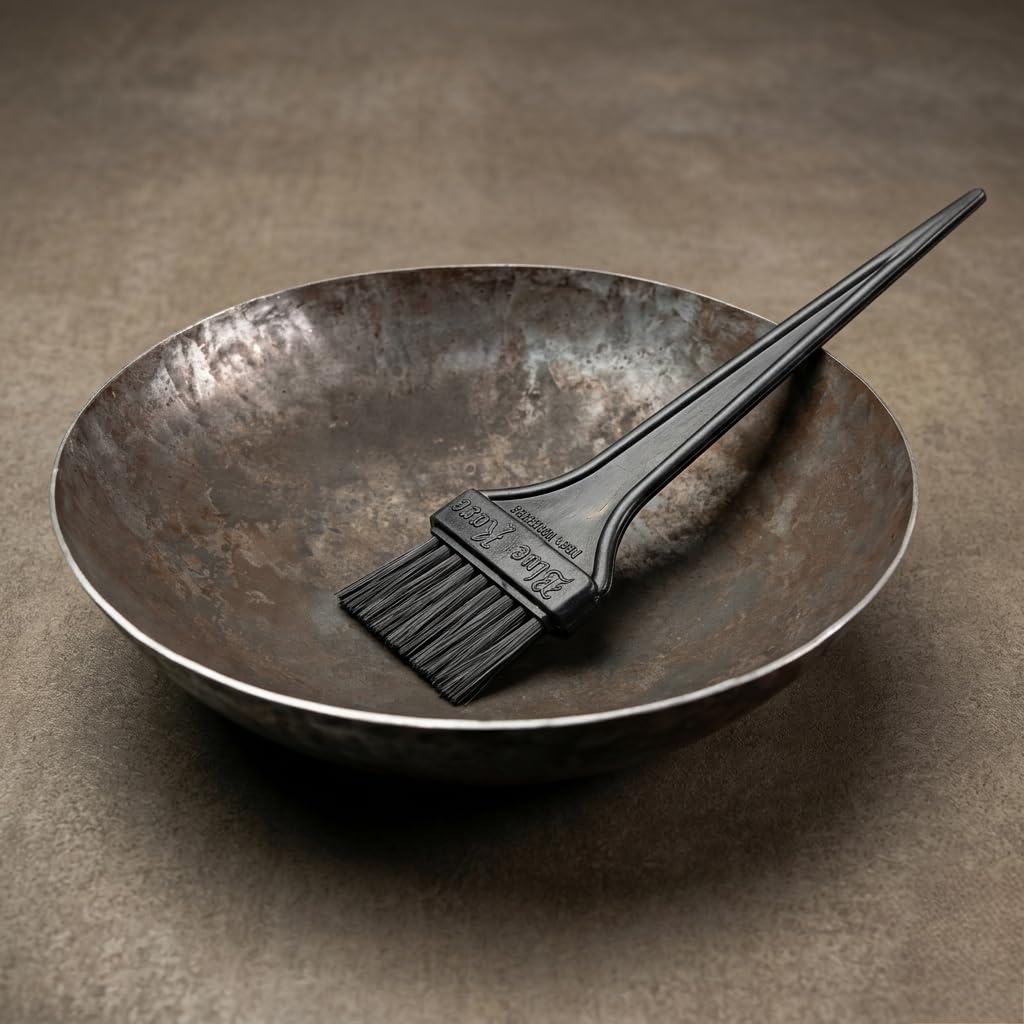 Henna Mixing Iron Bowl with Brush, 300ml Capacity, Natural Hair Dye Making Wok Kadai for Mehendi Paste-image-13