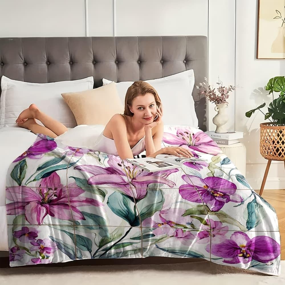Personalisierte Decke mit Foto 150x200 cm Sherpa Decke Aquarellmalerei Von Blumen Und Lilien Warme Dicke Kuscheldecke Flauschig Lila Sofadecke Couchdecke Winterdecke, Wohndecke Wohn- & Kuscheldecken