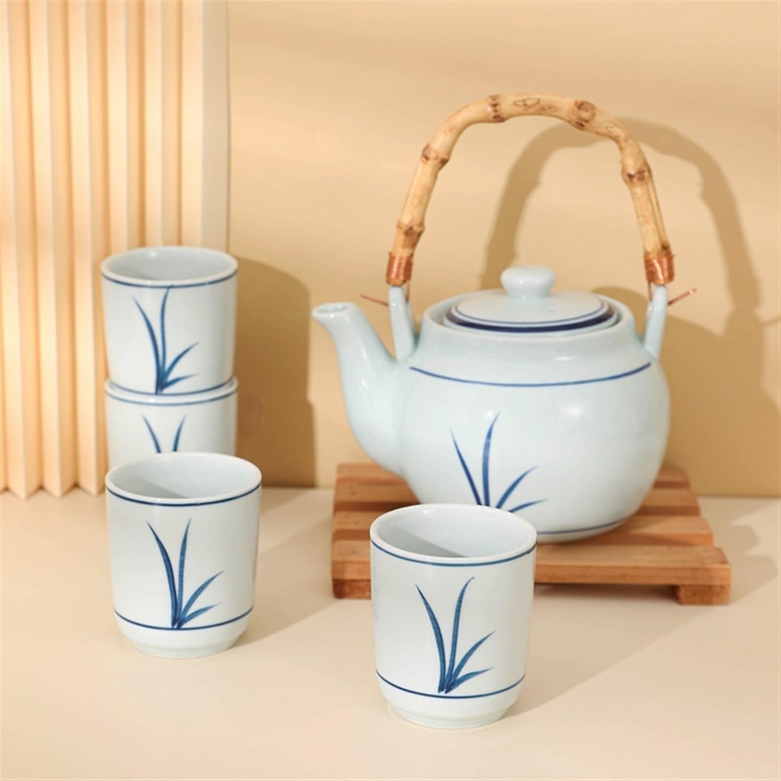 Naczynia do napojów Prosty zestaw filiżanek do herbaty z ceramicznym dzbankiem pod szkliwem
