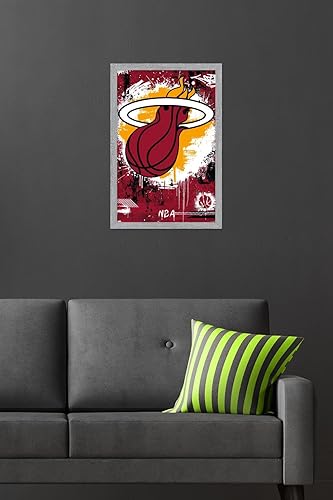 Vista 81 de Trends International NBA Miami Heat - Póster de pared con logotipo Maximalist 23, 34 pulgadas de largo x 22.4 pulgadas de ancho, paquete de póster