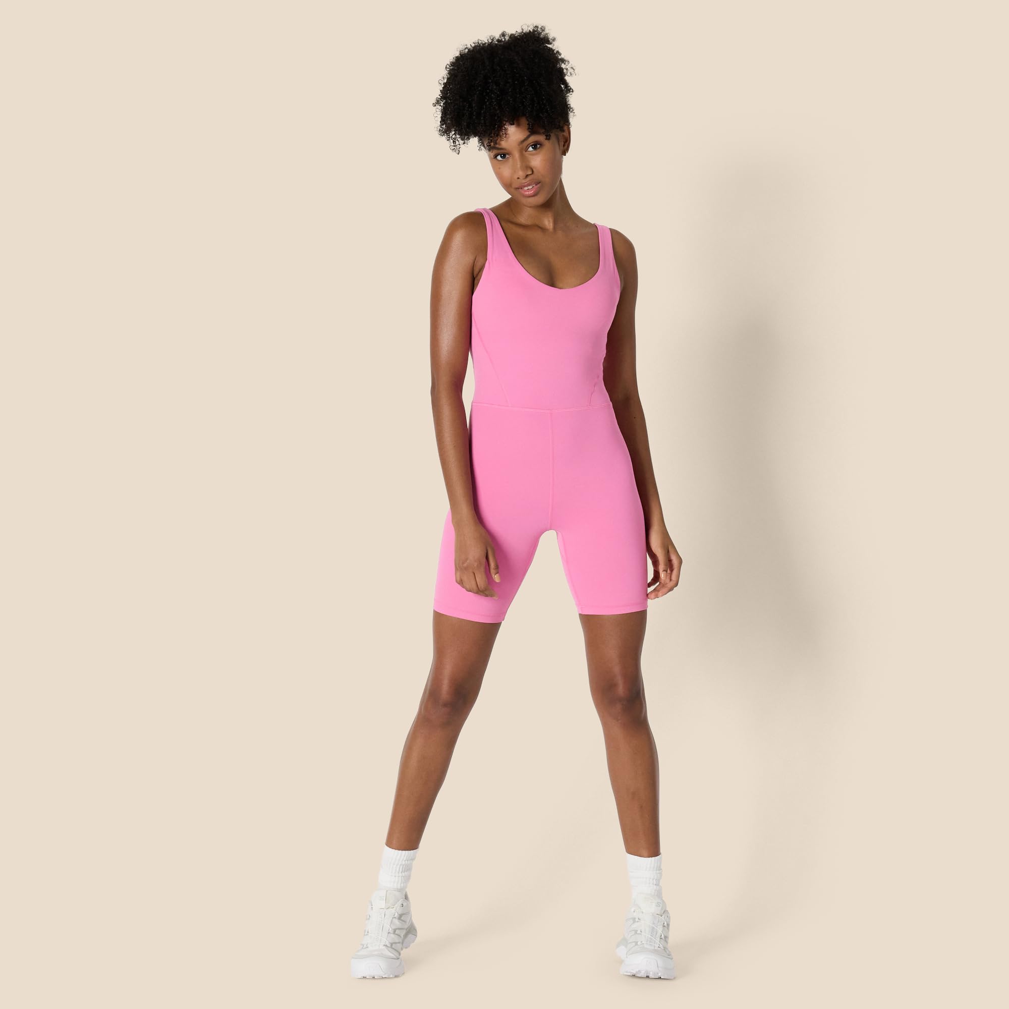 Amazon Essentials Donna Tutina Corta Intera Tecnica in FormFlex Morbidissimo con Reggiseno Integrato