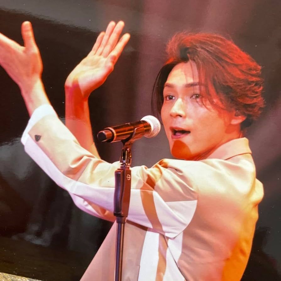 Amazon.co.jp: 純烈 白川裕二郎さん。ランダムブロマイド2枚。おまけ