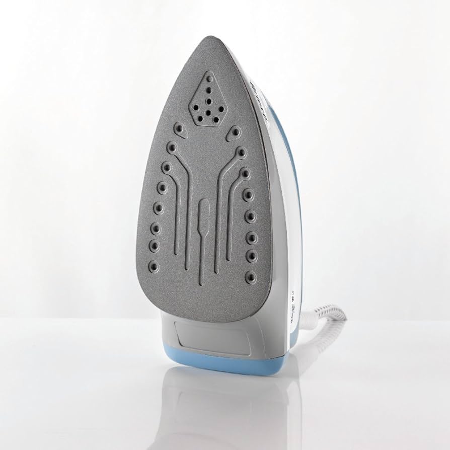 Ariete stiromatic bravo スチームアイロン　イタリア製 Ariete stiromatic bravo スチームアイロン イタリア製 - メルカリ