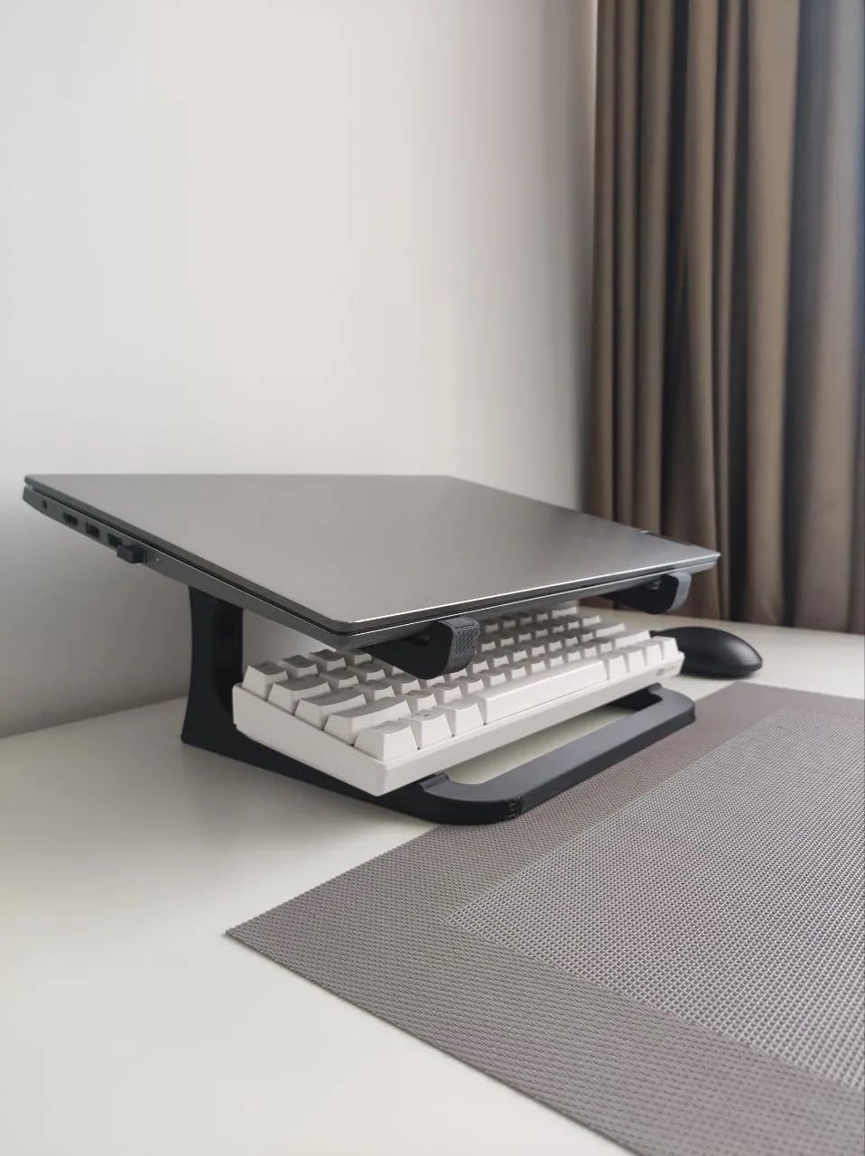 3D CUBES 3D Printed Laptop Stand with Keyboard Storage | Ergonomic Desktop Riser for Better Viewing Angle | Space-Saving Desk Organizer for Laptop, Keyboard & Accessoriese