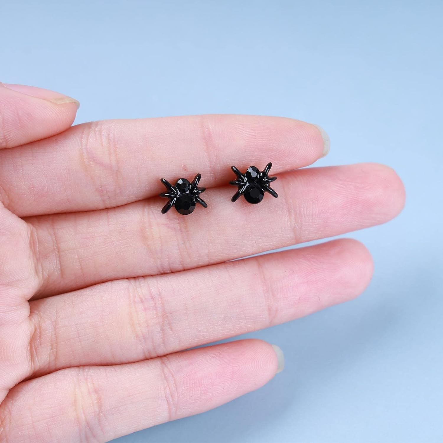 Vintage Black Spider Earrings Punk Spider Stud Earrings Black Onyx Spider Minimal Earrings Animal Creepy Stud Earrings for Women - Image 4