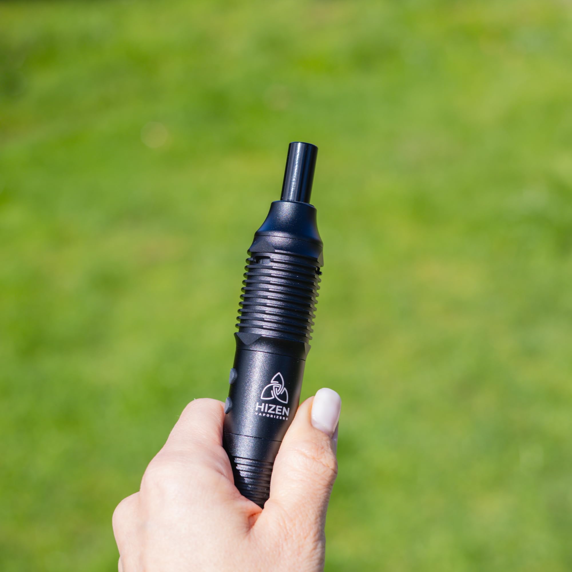 HIZEN Vaporizer Stilus Pro Konvektion + Ladeset - Verdampfer für Kräuter mit austauschbarem Akku, USB-C Kräuterverdampfer, Aluminium Gehäuse, Display, modular erweiterbar - nikotinfrei