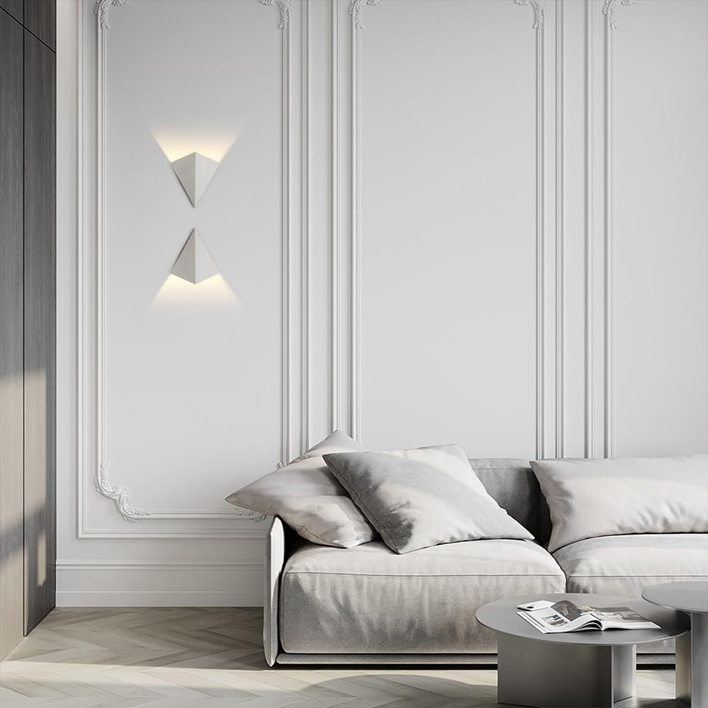 Lampa ścienna w kształcie wachlarza, biała metalowa lampa, lampka nocna, żarówki LED 7 W - geometryczne oświetlenie 3000 K do sypialni, salonu, przedpokoju