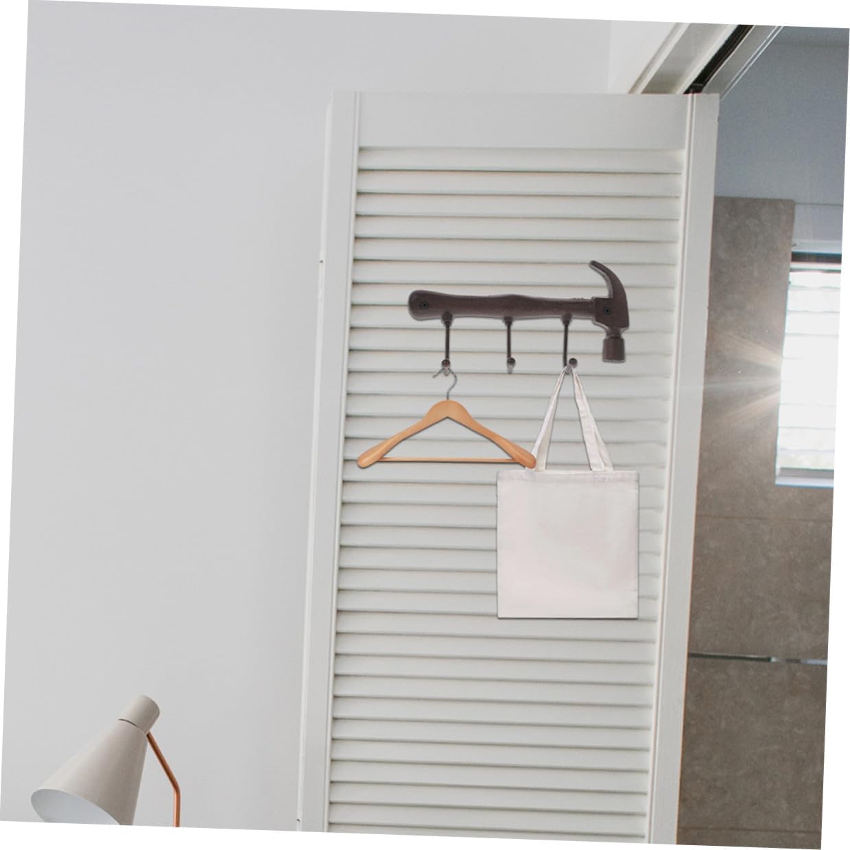 Vintage Hammer Shape Wall Mounted Coat Hook 2pcs Heavy Duty Cast Iron Hat Hanger for Entryway Living Room Wall Storage and Home Decor