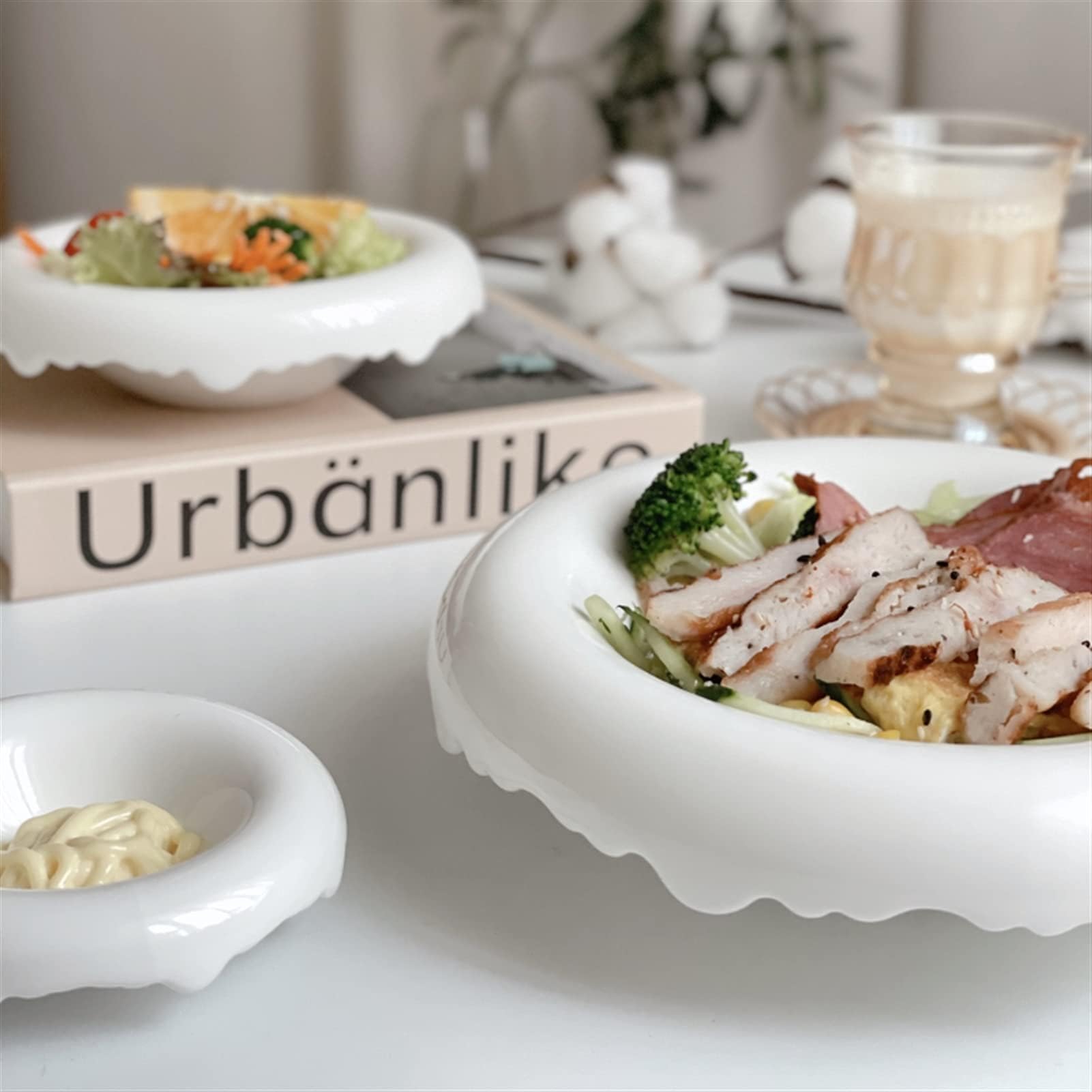 Tiefe Keramikschale für Nudeln, Salat, Suppe und Dessert – vielseitige weiße Servierplatte für Zuhause und Küche, perfekt für frisches Obst und Gerichte