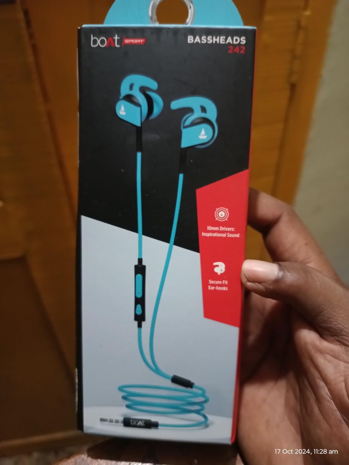 boAt Bassheads 242 in Ear Wired Earphones with Mic(Blue)