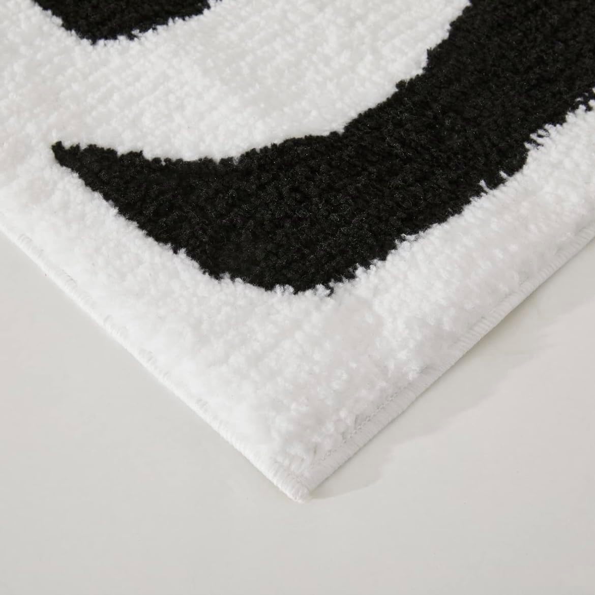 Uno Rug - Pink Room Decor Hypebeast Room Decor - Handmade & Premium- 32in (80cm) - Uno Reverse bathmat - Designer Rugs - Aesthetic Room Decor - Cute Coquette bathmat Decor