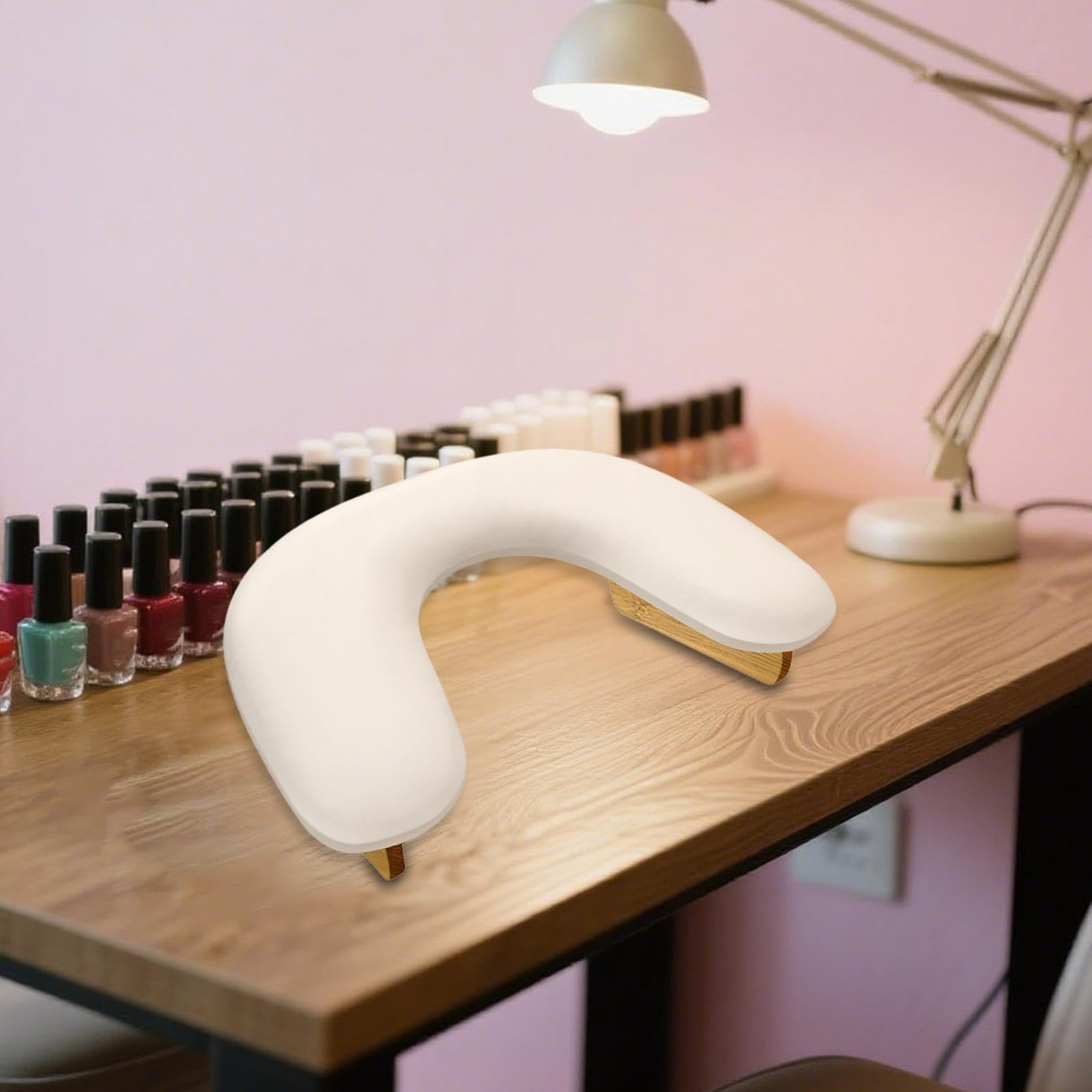 Oshhni Reposabrazos para uñas, soporte para mesa de manicura, suave piel sintética, antideslizante, en forma de U, cojín para reposamanos de salón, ideal, Blanco