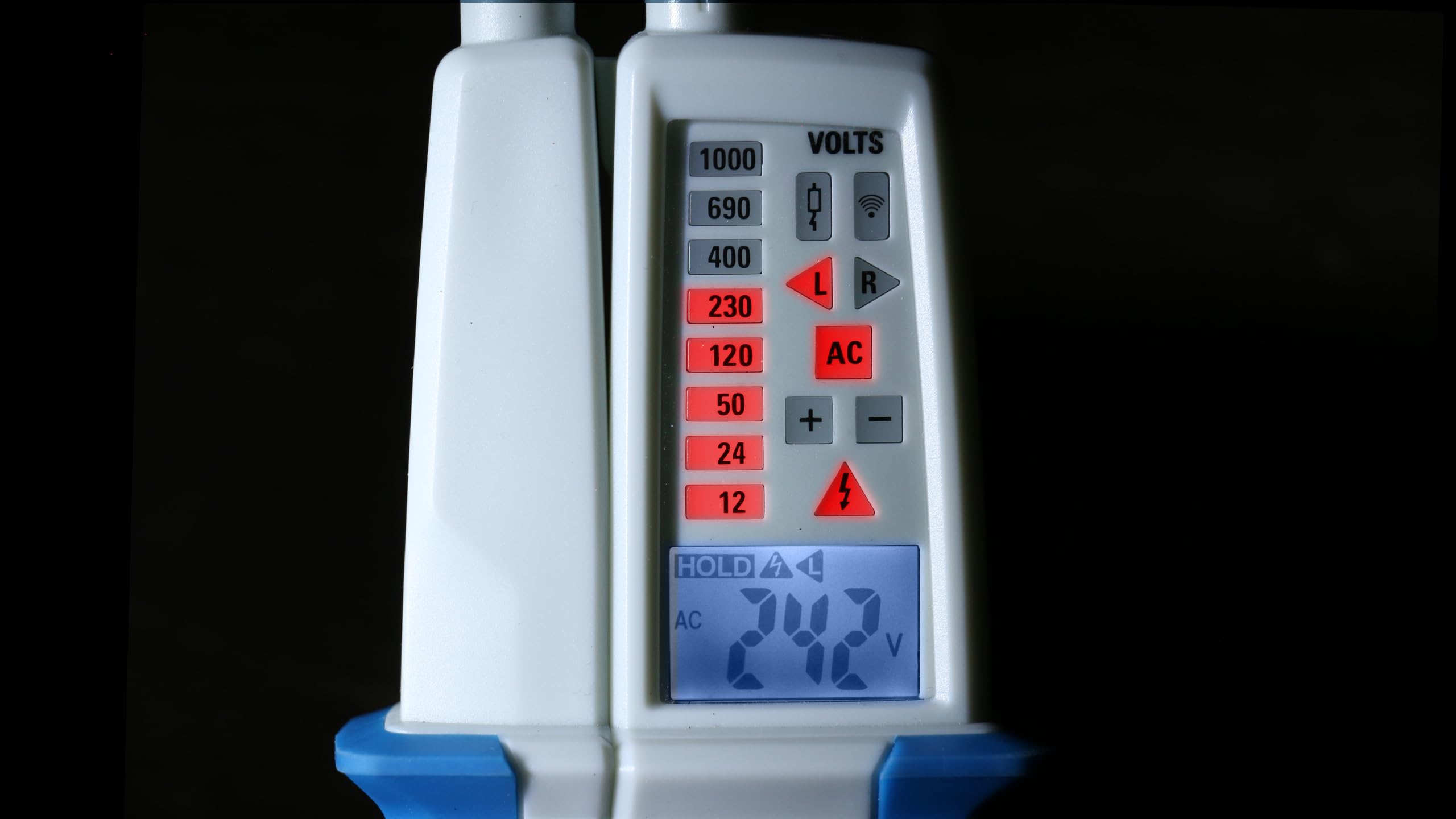 PeakTech P 1096 Stromprüfer Spannungsprüfer zweipolig + Dual Anzeige & FI-Test, Staub- & Wasser Schutz (IP64) LCD-Display + Taschenlampe, Durchgangsprüfer, Spannungsmesser 6V-1000V