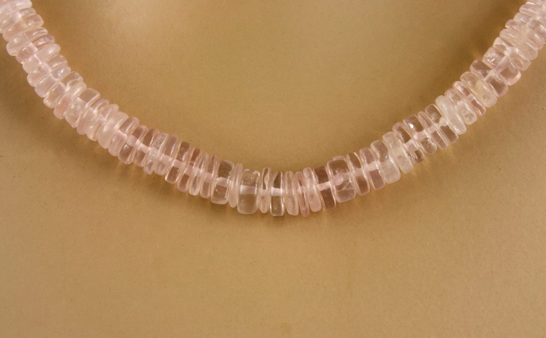 Rosenquarz Kette – Collier in rosa, mit facettierten runden Scheiben, 105,50 Karat