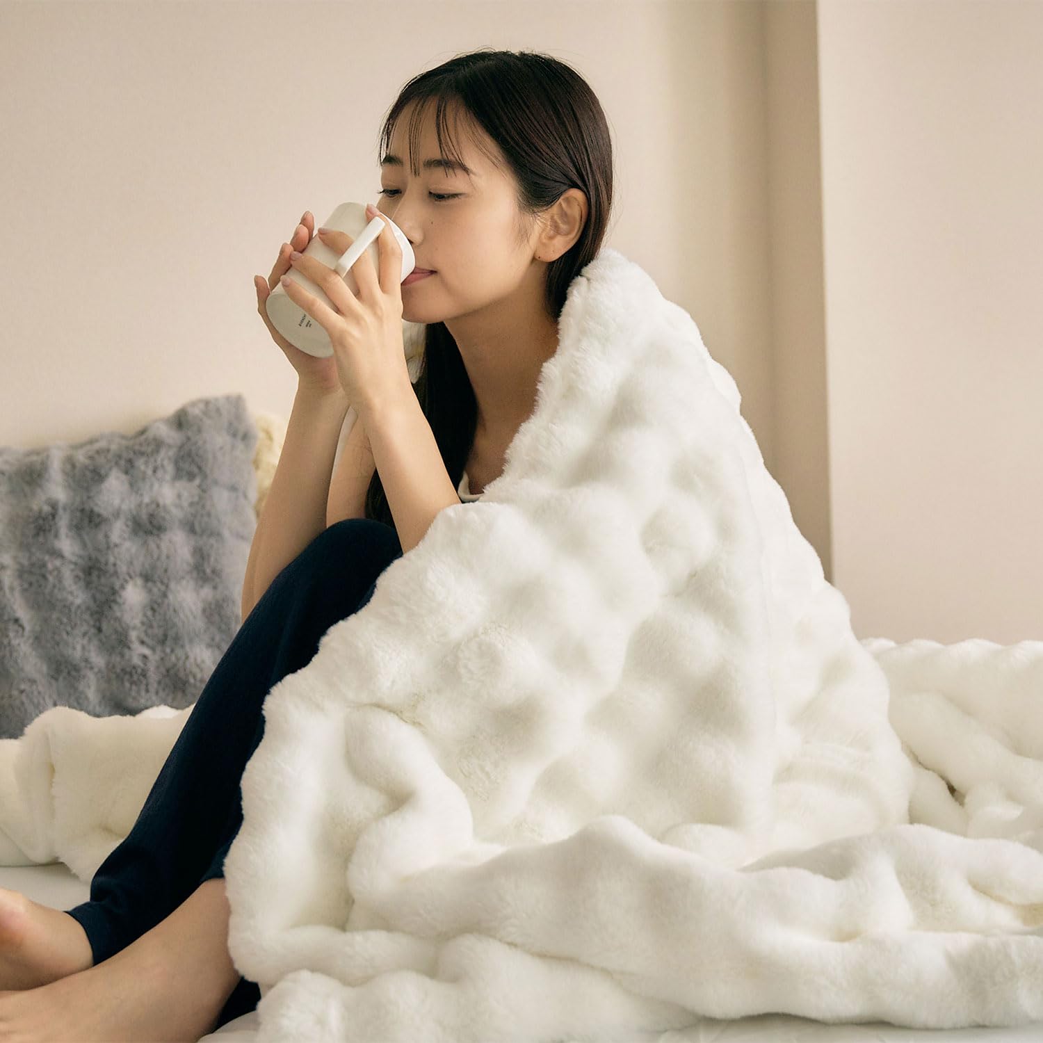 Amazon｜LETLY(レトリー) 毛布 ブランケット ふわとろ毛布 ふわもこ