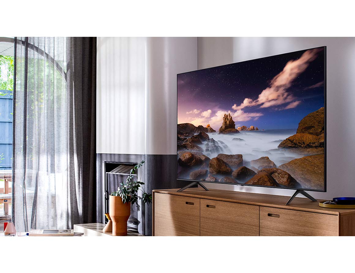Samsung GQ43Q60TGUXZG TV QLED EEC 108 cm (43 Pouces) DVB-T2, DVB-C, DVB-S, UHD, Smart TV, Wi