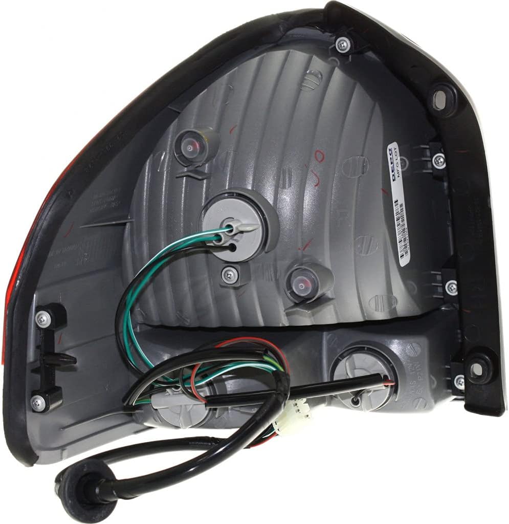 CarLights360 For Hyundai Santa Fe Tail Light Assembly 2005 2006 Pair Driver and Passenger Side HY2800133 | HY2801133