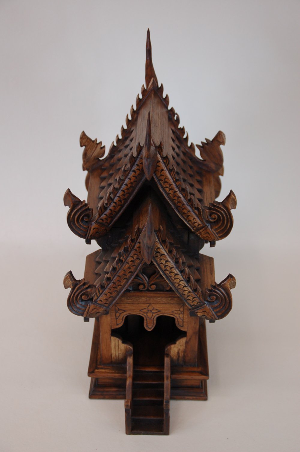 echtes thailändisches Geisterhaus original und neu Fang Holzhaus (H:47 x B:22 x T:38 cm)