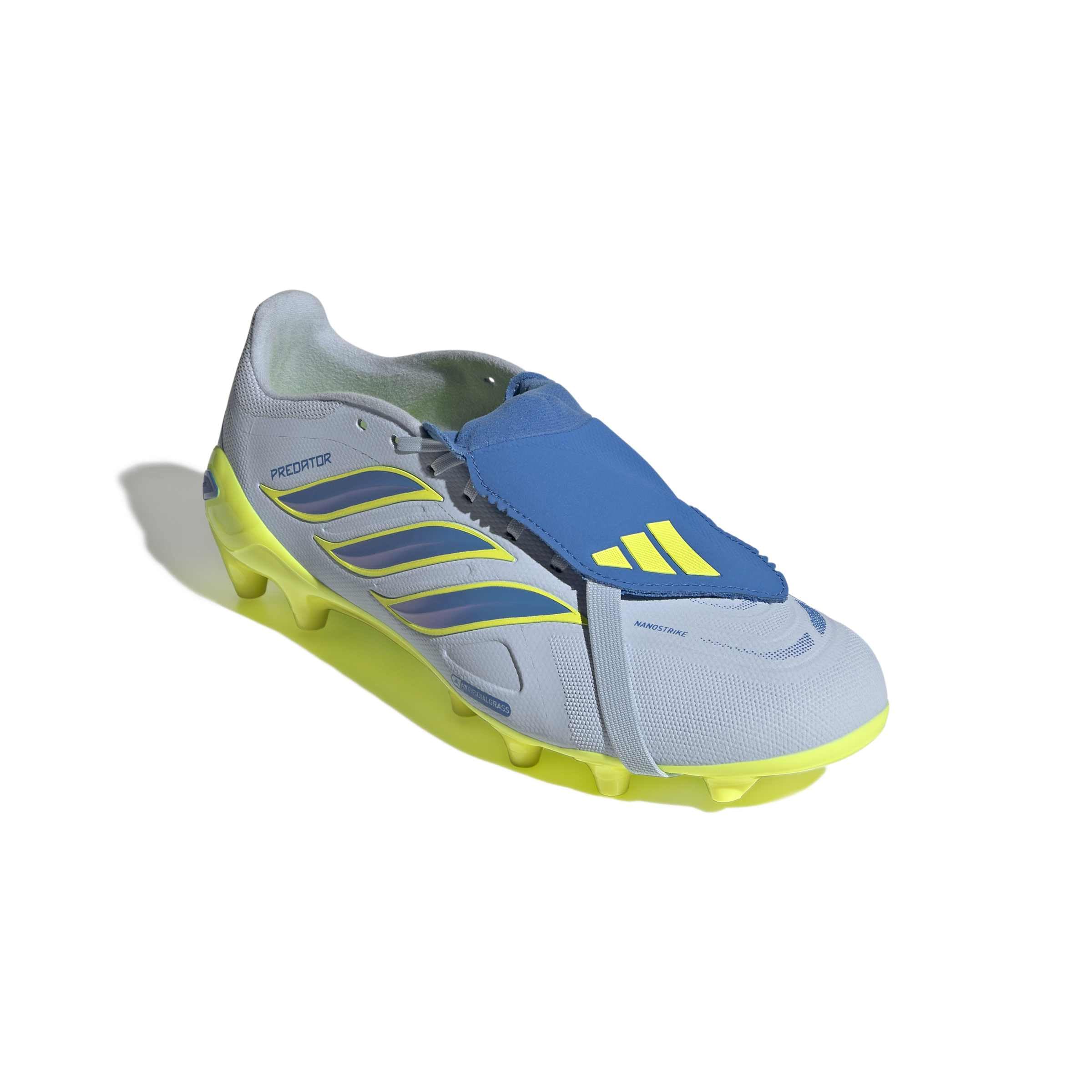 adidas Unisex Predator League Fußballschuhe mit umklappbarer Zunge für Kunstrasen.