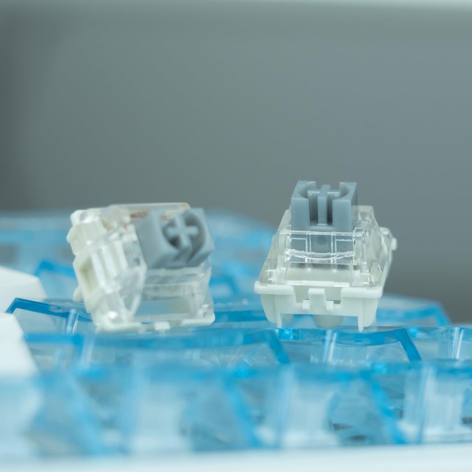 EverFree Series Mechanical Keyboard Switches(Fast Silver Linear,110) | 45gf,Wall Stem,RGB,5 Pin,Hot-swap,Factory Pre-lubed,compatible for Mechanical Keyboard