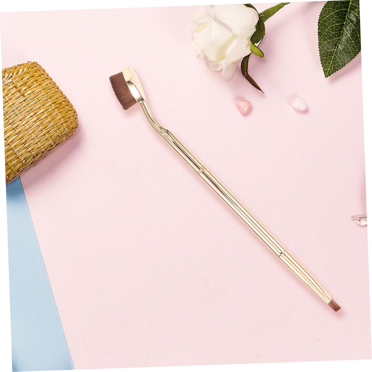 4pcs Dual-end Concealer Brush Ergonomic Makeup Brushes for Eyes and Face for Powder and Liquid Application for Beginners and Makeup Enthusiasts
