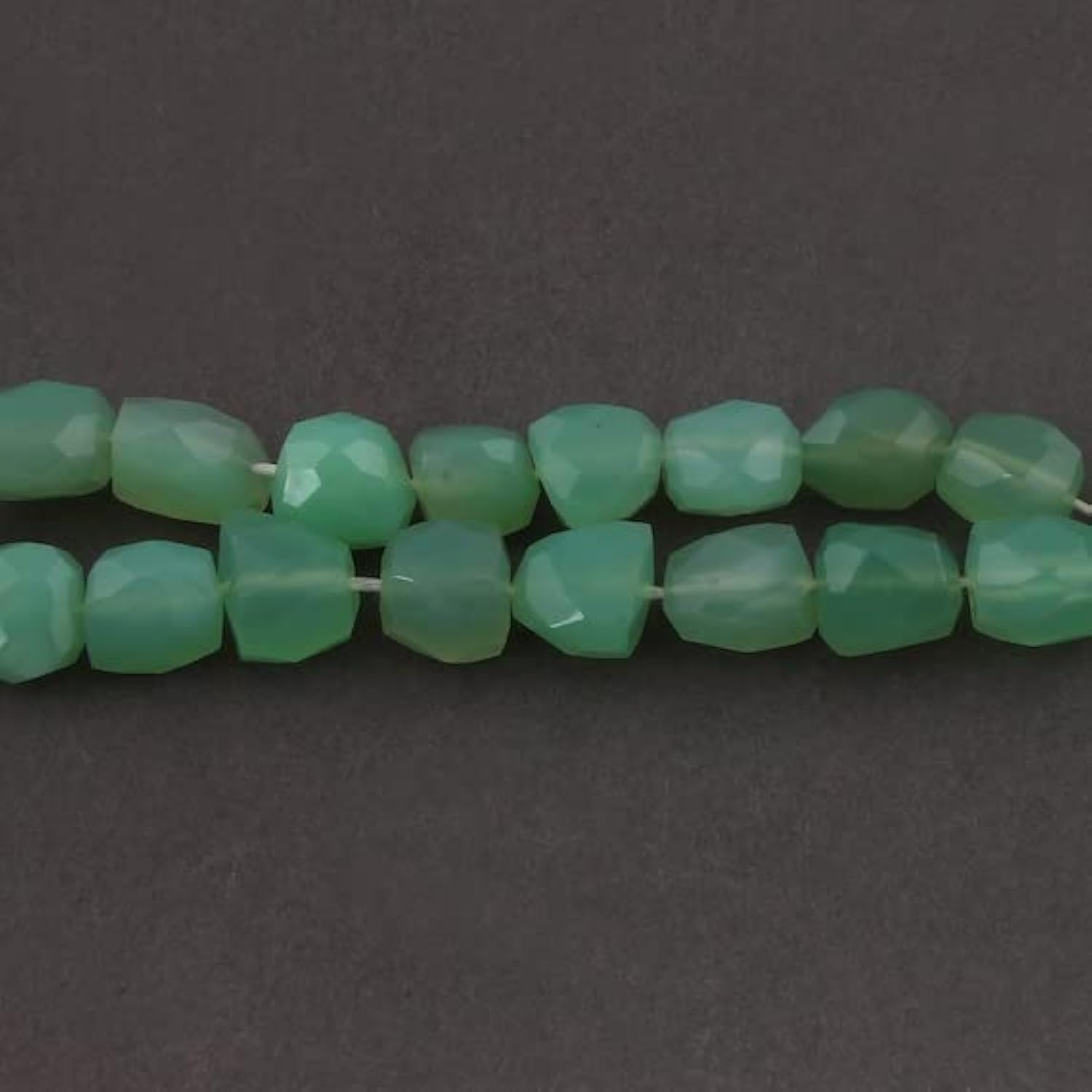 Perles briolettes en calcédoine verte pour fabriquer vos bijoux d'été LKBEADS SB3298