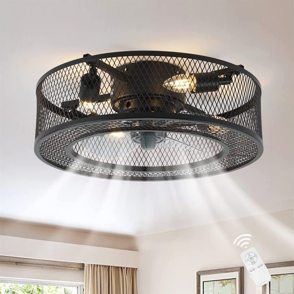 Calor y poca luz solución con ventilador de techo con jaula y luz estilo granja