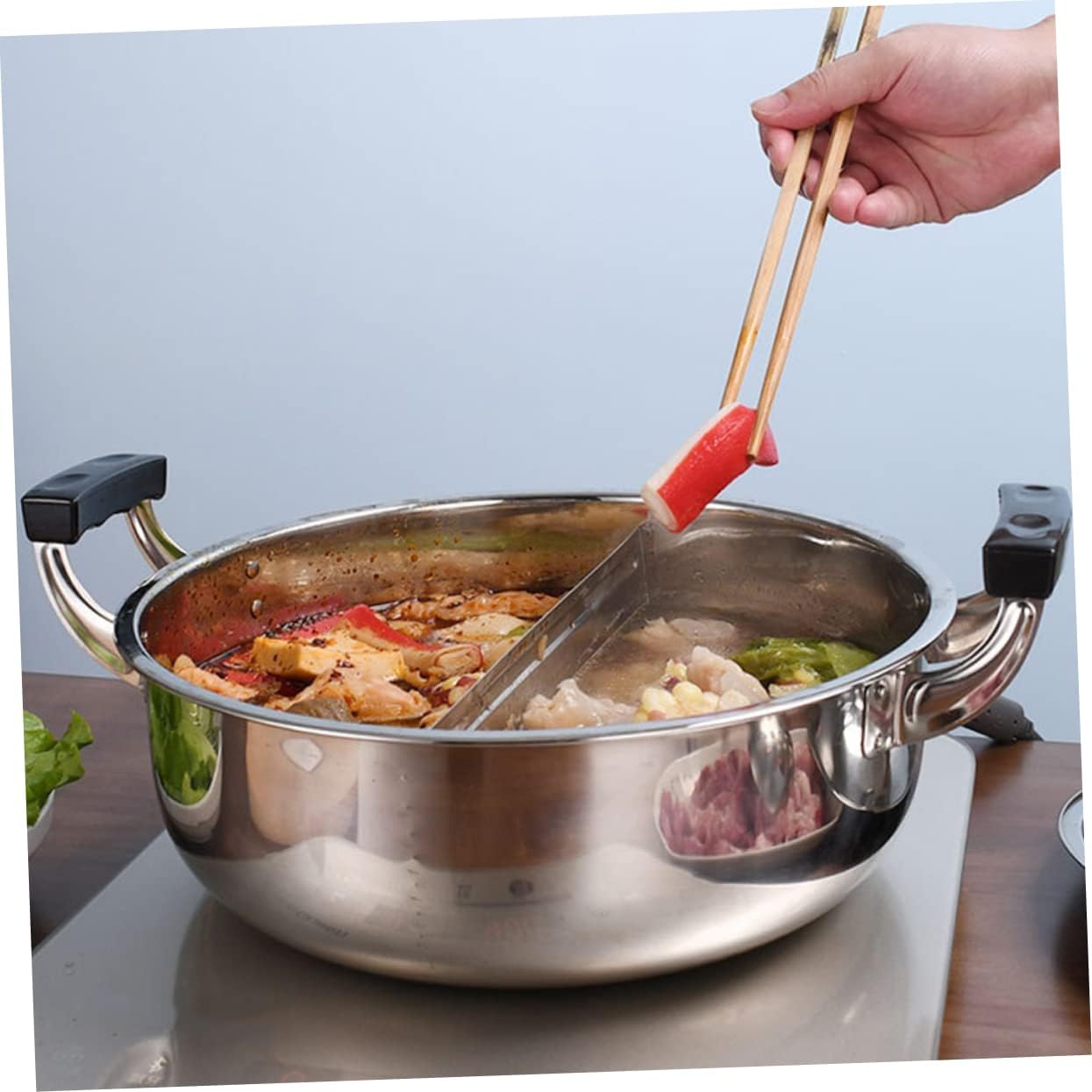 Dual Handle Divided Hot Pot 304 Stainless Steel Stock Pot Lid Multi-Function Soup Cooker for Home Cooking Double Flavor Hotpot for Family Gatherings